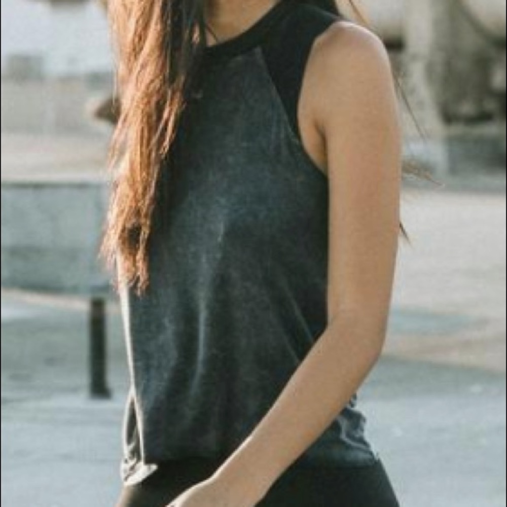 Joah Brown Game Day Tank In Graphite Wash